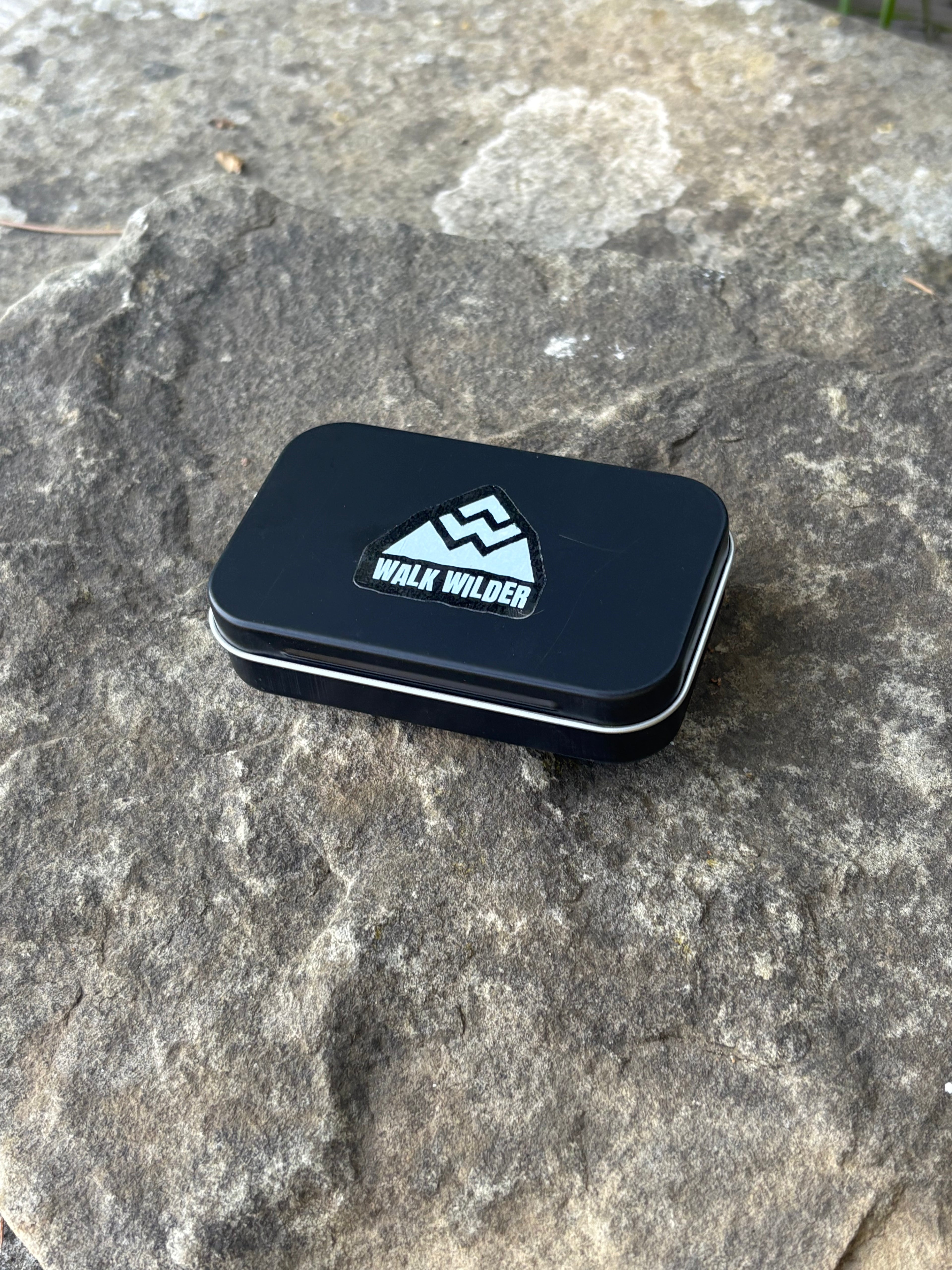 Tinder tin